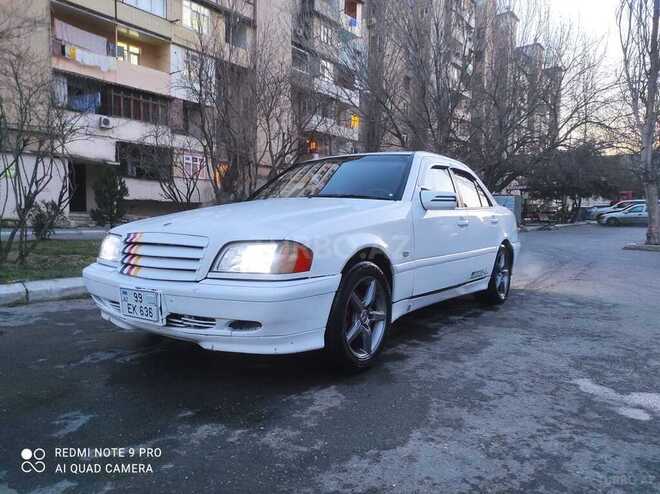 Mercedes C 200 1998, 300,000 km - 2.0 л - Beyləqan