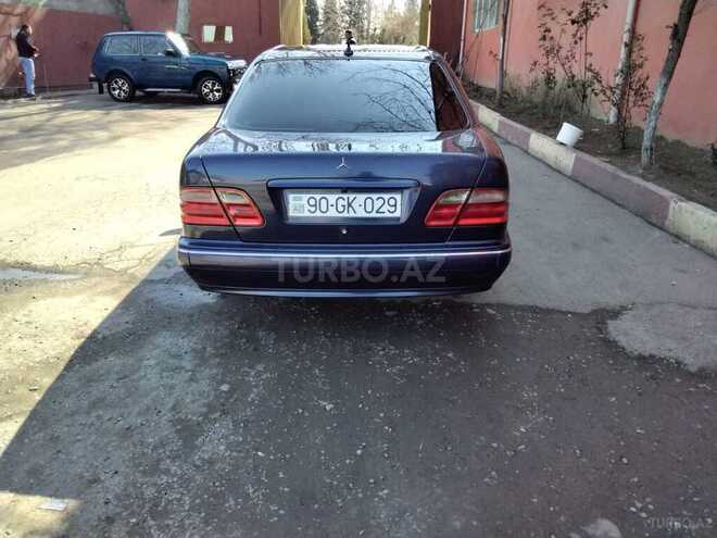 Mercedes E 240 1999, 371,000 km - 0.2 l - Gəncə