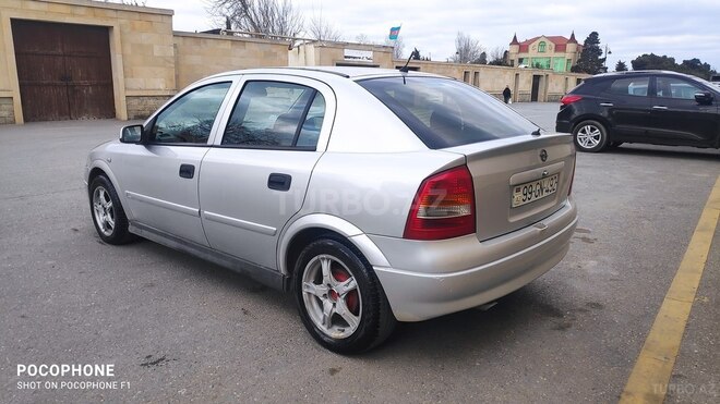 Opel Astra 2000, 300,000 km - 1.6 l - Bakı