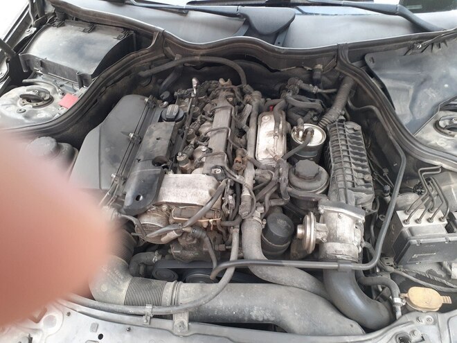 Mercedes C 220 2001, 314,500 km - 2.2 l - Bakı