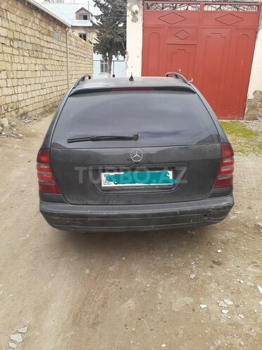 Mercedes C 220 2001, 314,500 km - 2.2 l - Bakı