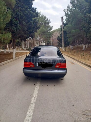 Mercedes E 230 1995, 372,048 km - 2.3 l - Sumqayıt
