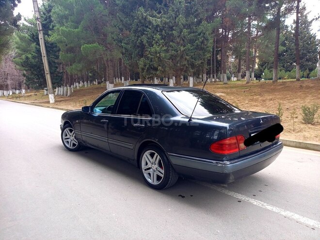 Mercedes E 230 1995, 372,048 km - 2.3 l - Sumqayıt