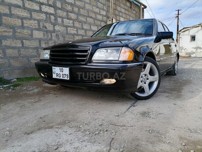 Mercedes C 230 1999, 327,000 km - 2.3 l - Bakı