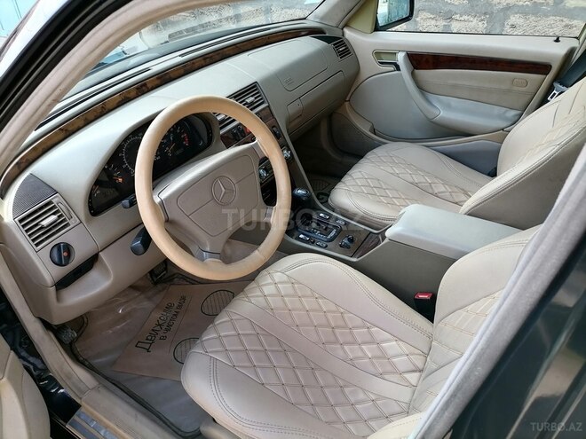 Mercedes C 230 1999, 327,000 km - 2.3 l - Bakı