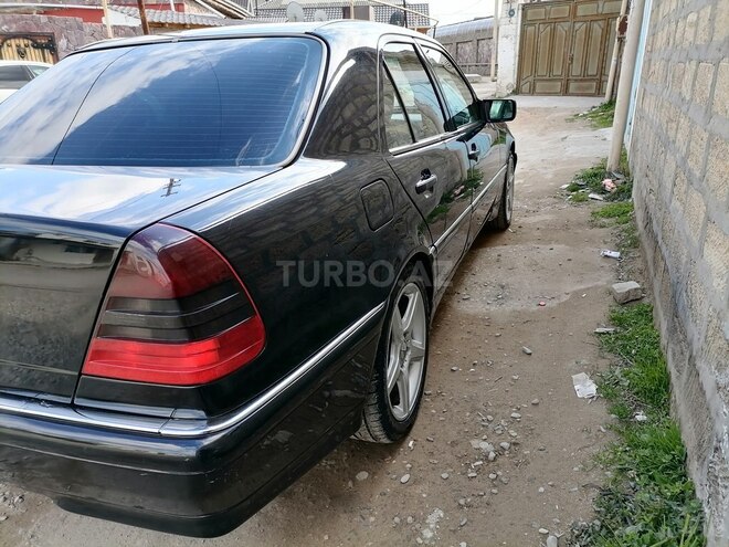 Mercedes C 230 1999, 327,000 km - 2.3 l - Bakı