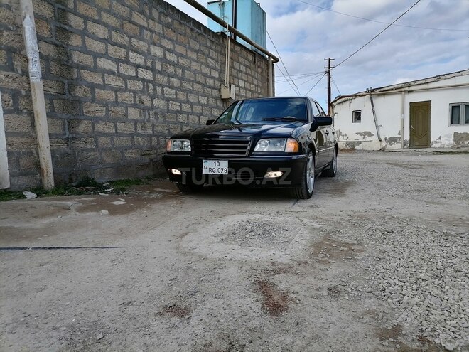 Mercedes C 230 1999, 327,000 km - 2.3 l - Bakı