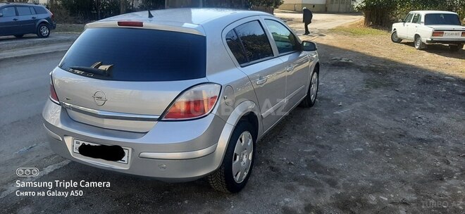 Opel Astra 2005, 138,000 km - 1.4 l - Gəncə
