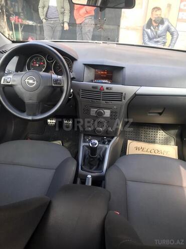 Opel Astra 2006, 220,000 km - 1.3 l - Bakı