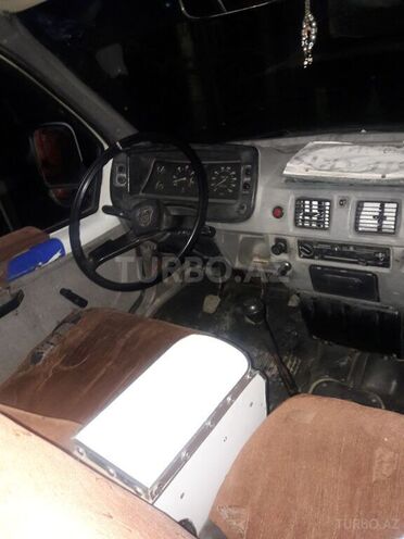 GAZ 32212 1998, 25,485 km - 2.4 l - Goranboy