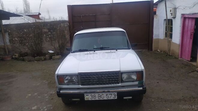 LADA (VAZ) 2107 2001, 182,000 km - 1.6 л - Qusar