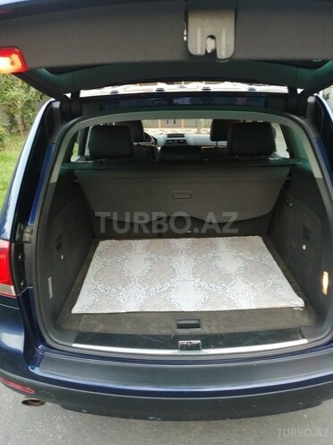 Volkswagen Touareg 2003, 222,724 km - 3.2 l - Zaqatala
