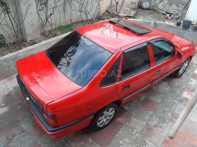 Opel Vectra 1993, 411,000 km - 2.0 l - Sumqayıt