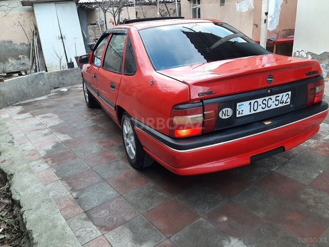 Opel Vectra 1993, 411,000 km - 2.0 l - Sumqayıt