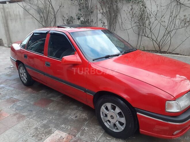 Opel Vectra 1993, 411,000 km - 2.0 l - Sumqayıt