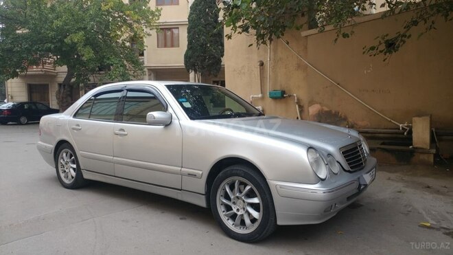 Mercedes E 280 1999, 360,000 km - 2.8 l - Bakı