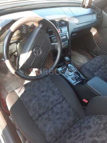 Mercedes C 200 1999, 240,000 km - 2.0 л - Bakı