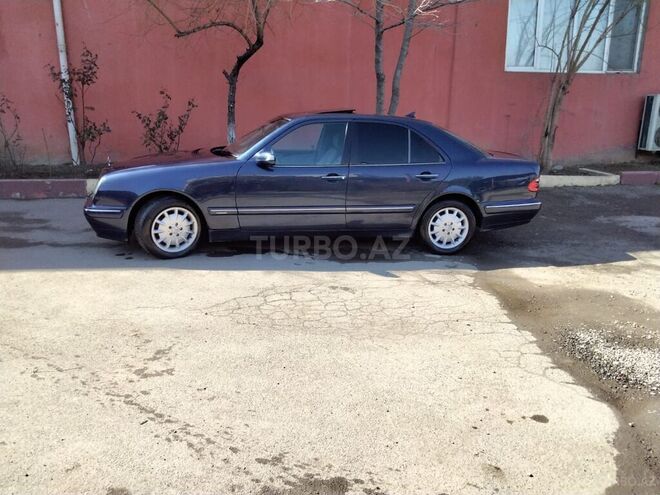 Mercedes E 240 1999, 371,000 km - 2.4 l - Gəncə