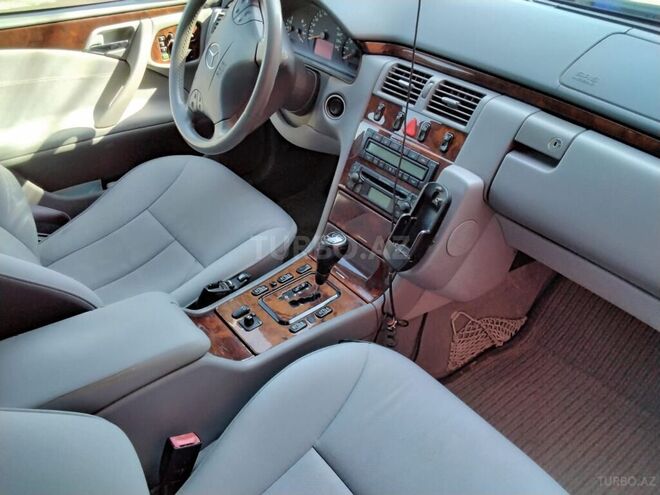 Mercedes E 240 1999, 371,000 km - 2.4 l - Gəncə