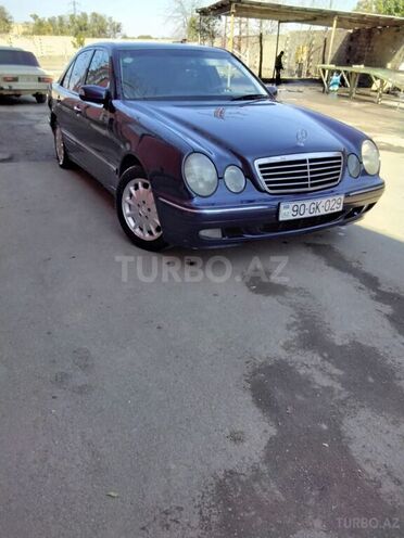 Mercedes E 240 1999, 371,000 km - 2.4 l - Gəncə