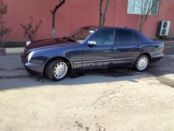 Mercedes E 240 1999, 371,000 km - 2.4 l - Gəncə