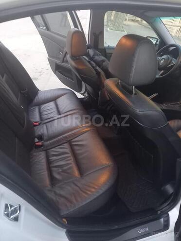 BMW 525 2006, 215,000 km - 2.5 l - Bakı