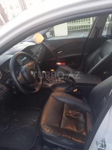 BMW 525 2006, 215,000 km - 2.5 l - Bakı