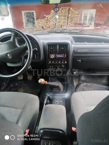 GAZ 31105 2004, 258,540 km - 2.4 l - Sabirabad