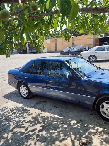 Mercedes E 230 1990, 250,000 km - 2.3 l - Gəncə