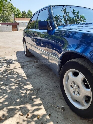 Mercedes E 230 1990, 250,000 km - 2.3 l - Gəncə