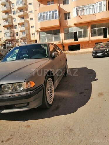 BMW 730 2000, 231,000 km - 0.3 l - Bakı