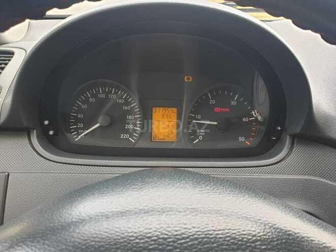 Mercedes Vito 116 2011, 310,000 km - 2.2 l - Naftalan