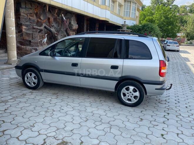 Opel Zafira 2001, 282,000 km - 2.2 l - Qusar