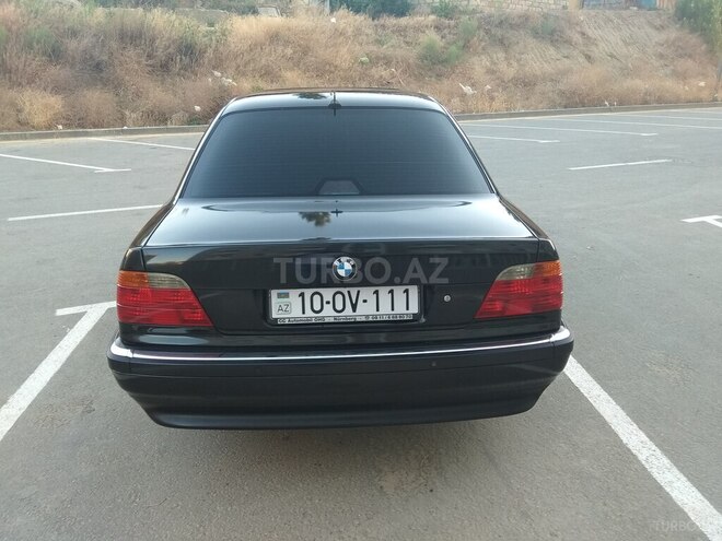 BMW 740 2001, 131,600 km - 4.4 л - Bakı