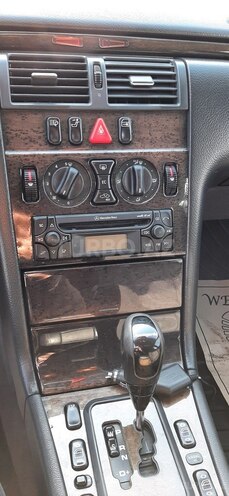 Mercedes E 240 1999, 340,000 km - 2.4 l - Lənkəran