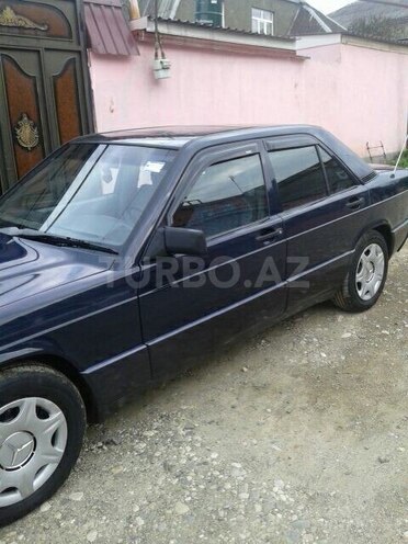 Mercedes 190 1990, 284,500 km - 1.8 l - Qusar