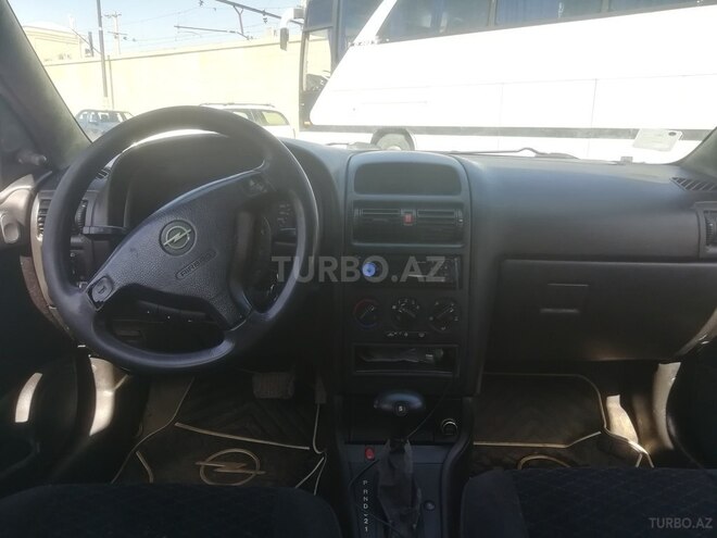 Opel Astra 2000, 302,000 km - 1.6 l - Bakı