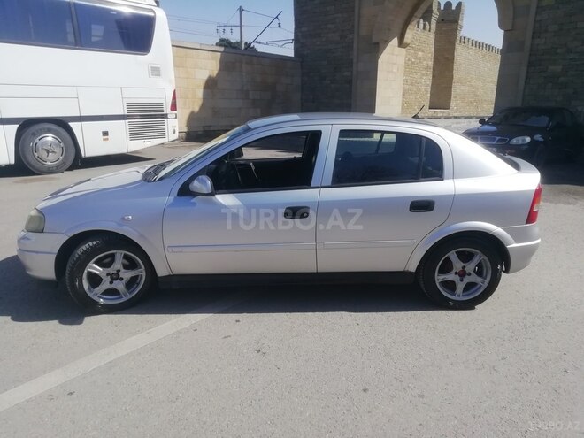 Opel Astra 2000, 302,000 km - 1.6 l - Bakı