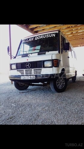 Mercedes 208 D 1991, 1,234 km - 0.2 l - Gəncə