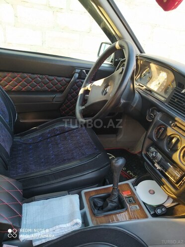 Mercedes 190 1990, 284,500 km - 1.8 l - Qusar