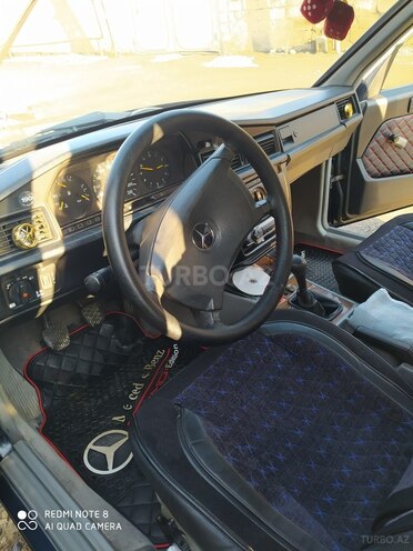 Mercedes 190 1990, 284,500 km - 1.8 l - Qusar