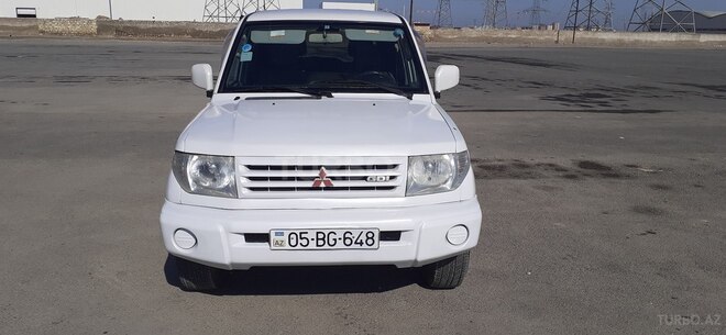 Mitsubishi Pajero io 1998, 215,469 km - 1.8 л - Bakı
