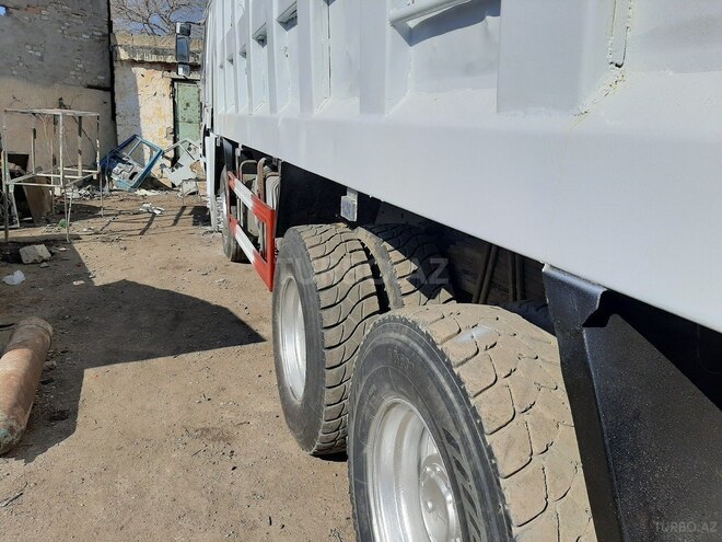 HOWO Sinotruk 2011, 345,000 km - 1.1 l - Sumqayıt