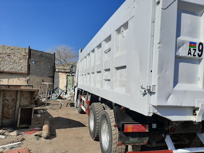 HOWO Sinotruk 2011, 345,000 km - 1.1 l - Sumqayıt