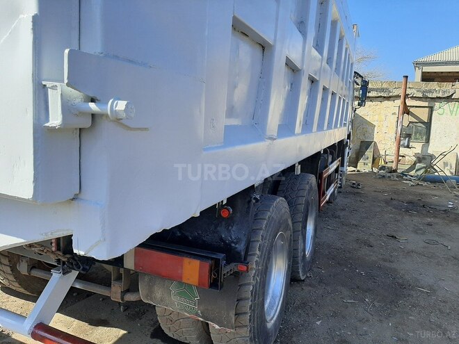 HOWO Sinotruk 2011, 345,000 km - 1.1 l - Sumqayıt