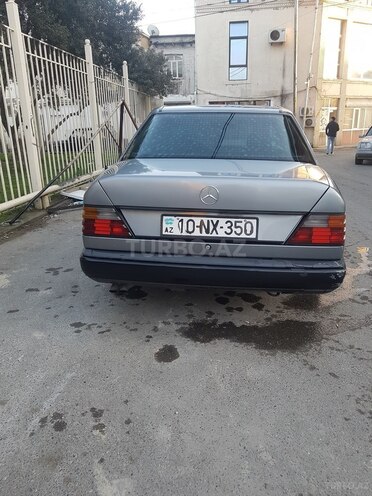 Mercedes E 300 1987, 478,000 km - 3.0 л - Bakı