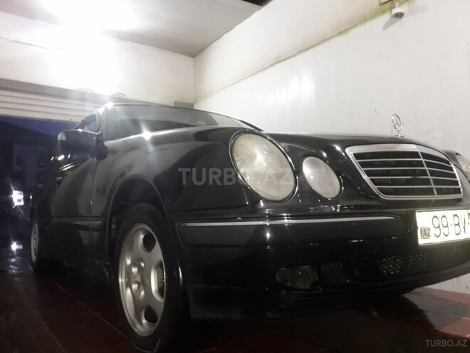 Mercedes E 270 2001, 247,868 km - 5.5 l - Bakı