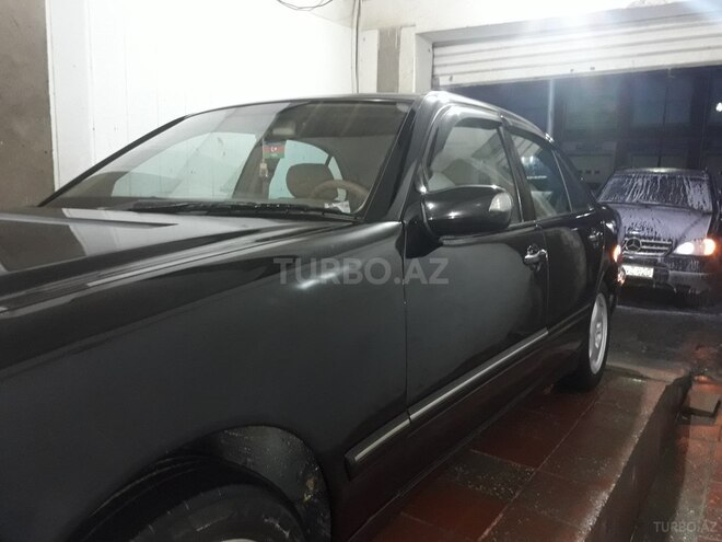 Mercedes E 270 2001, 247,868 km - 5.5 l - Bakı