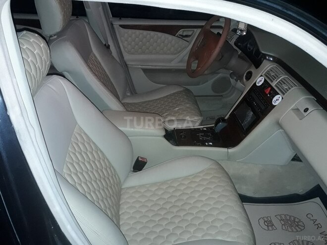 Mercedes E 270 2001, 247,868 km - 5.5 l - Bakı