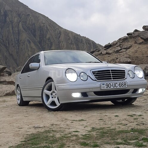 Mercedes E 200 1999, 220,000 km - 2.0 l - Bakı